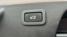 Jaguar E-Pace 2.0d Chequered Flag Edition 5dr Auto Diesel Estate